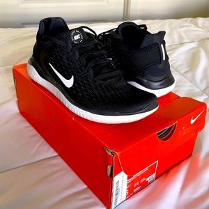 Nike Women’s 6.5 Free Run Black